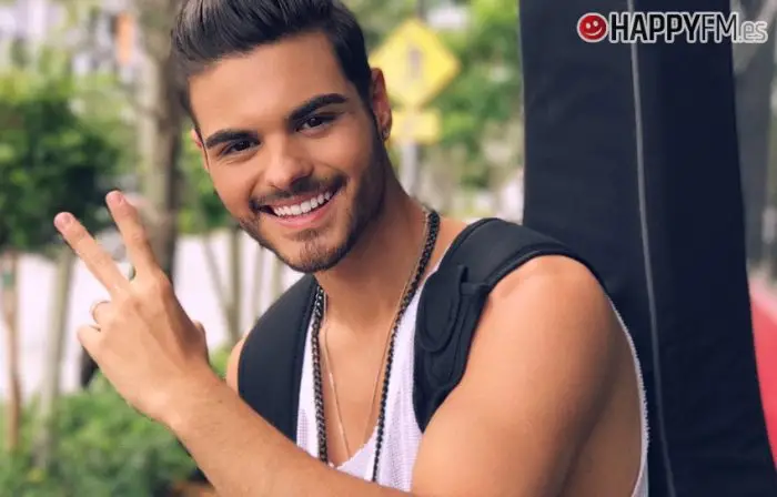 ¿Por qué infravaloramos a Abraham Mateo en España?