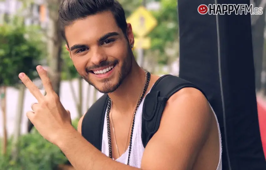 ¿Por qué infravaloramos a Abraham Mateo en España?