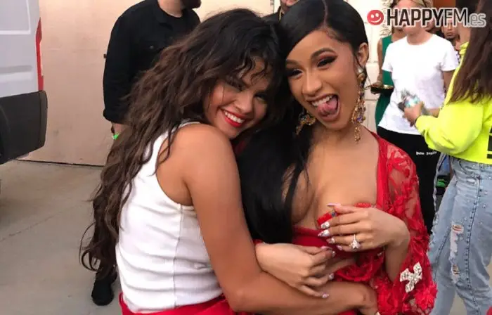 ¿Qué podemos esperar de la colaboración de Selena Gomez y Cardi B?