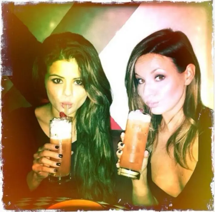 Selena Gómez Acusada de Alcohólica Por la Prensa