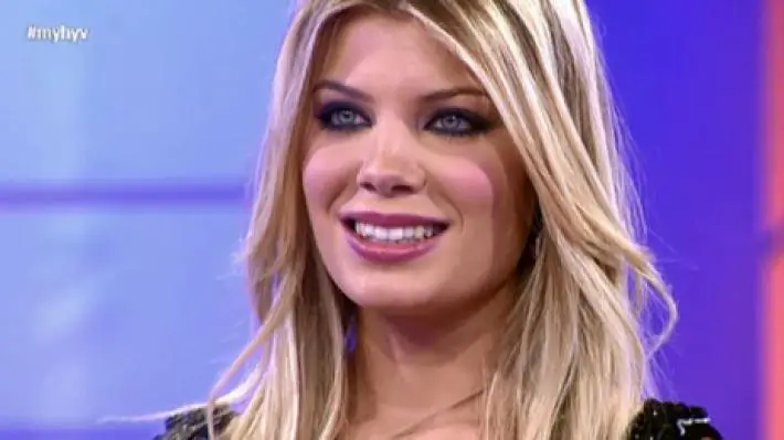 Álex y Carolina, Liados: La Confidencia Que lo Cambia Todo en MYHYV (Mujeres y Hombres)