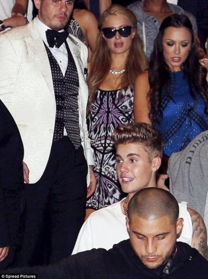 Justin Bieber y Paris Hilton Calientan Cannes