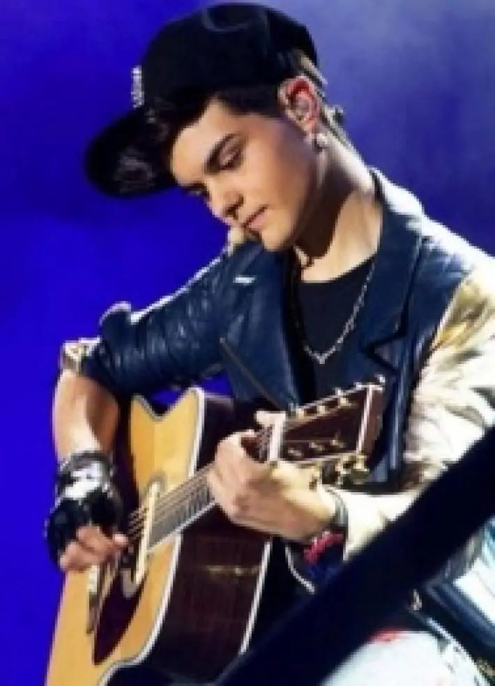 Estalla la guerra en Twitter por Abraham Mateo: haters contra abrahamers