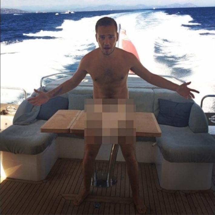 Liam Payne de One Direction, Desnudo Integral en Instagram