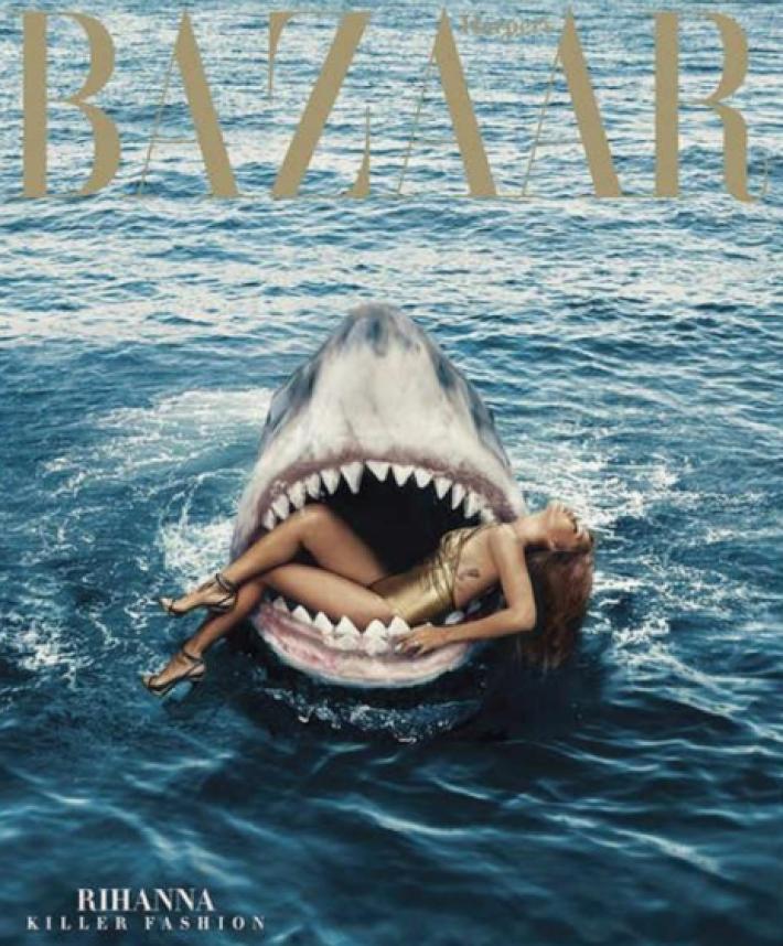 Rihanna Nada entre Tiburones