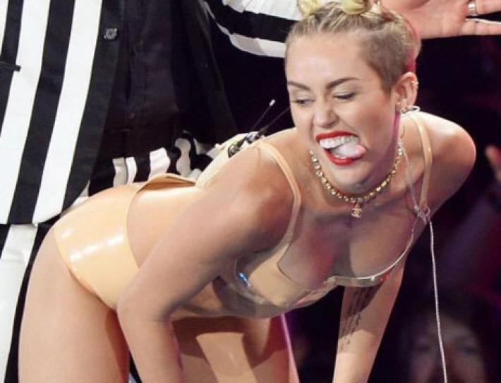 El Twerking de Anna Simón en el Hormiguero a lo Miley Cyrus