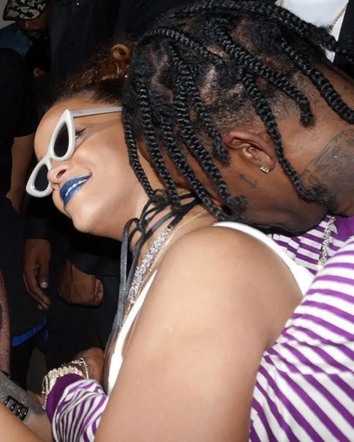 Rihanna y Travis Scott, Cada Vez Más Cerca del ‘Te Quiero’