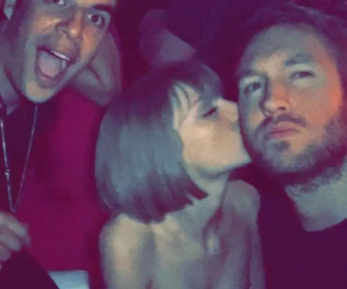 Calvin Harris Deja Sola a Taylor Swift en los Grammys