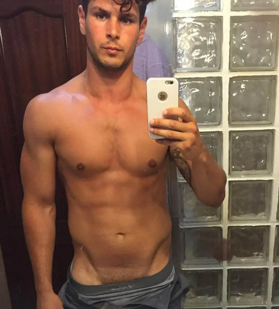 Gran Hermano VIP (GH VIP): El Tonteo entre Carlos Lozano e Ylenia