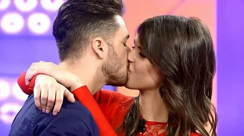 Hugo Vuelve a Mujeres y Hombres (MYHYV) para ¿Lavar su Imagen?