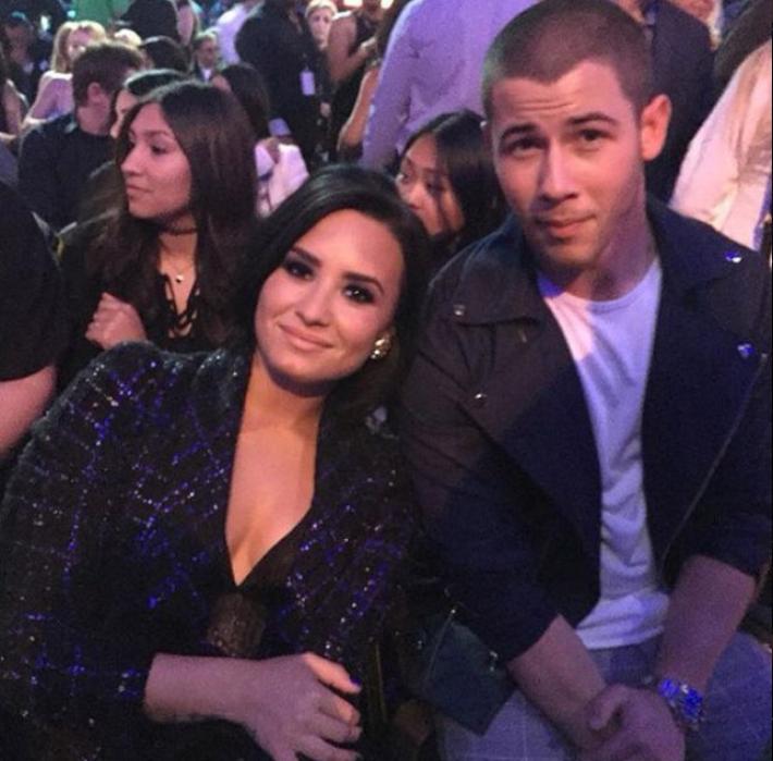5 Razones que Convierten a Nick Jonas y Demi Lovato en los Mejores Amigos