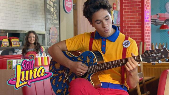 Capítulo 59 de Soy Luna: Luna, a Punto de Contarle a Simón lo que Siente por Él