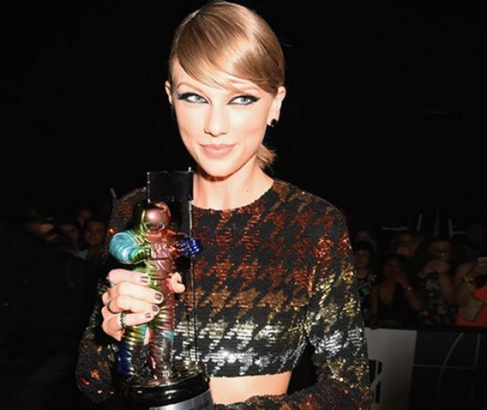 ¿Por Qué no Asistió Taylor Swift a los Vídeo Music Awards 2016 (VMAs)