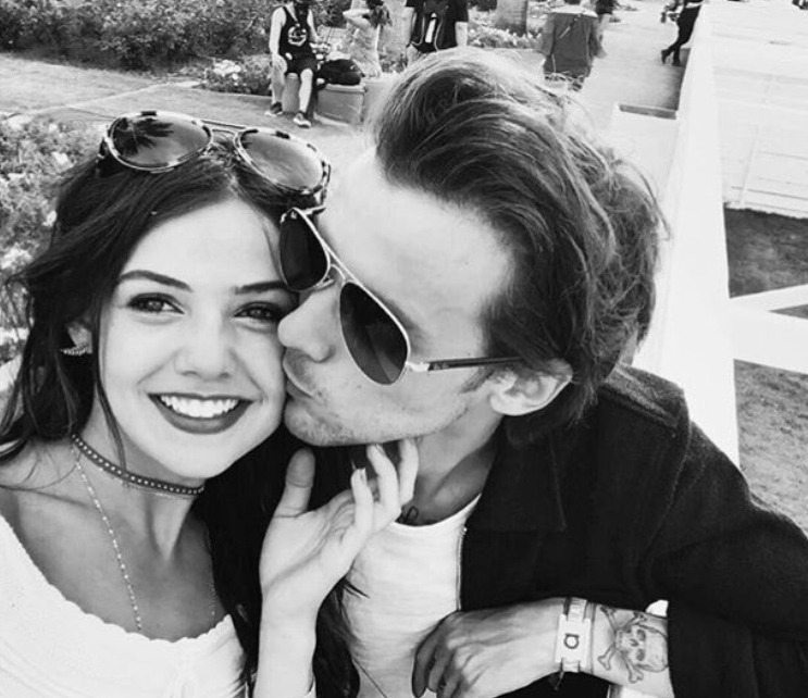 Louis Tomlinson (One Direction) y Danielle Campbell, una Familia Feliz