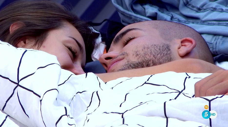 Debate de Gran Hermano 17 (GH 17): Adara y su Suegra, la Madre de Pol, se Reconcilian en Público