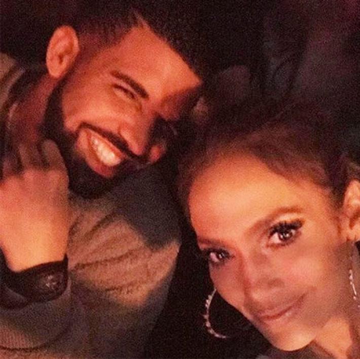 Drake, Listo para Demostrar su Amor a Jennifer López al Reemplazar el Tatuaje de Rihanna con su Nombre