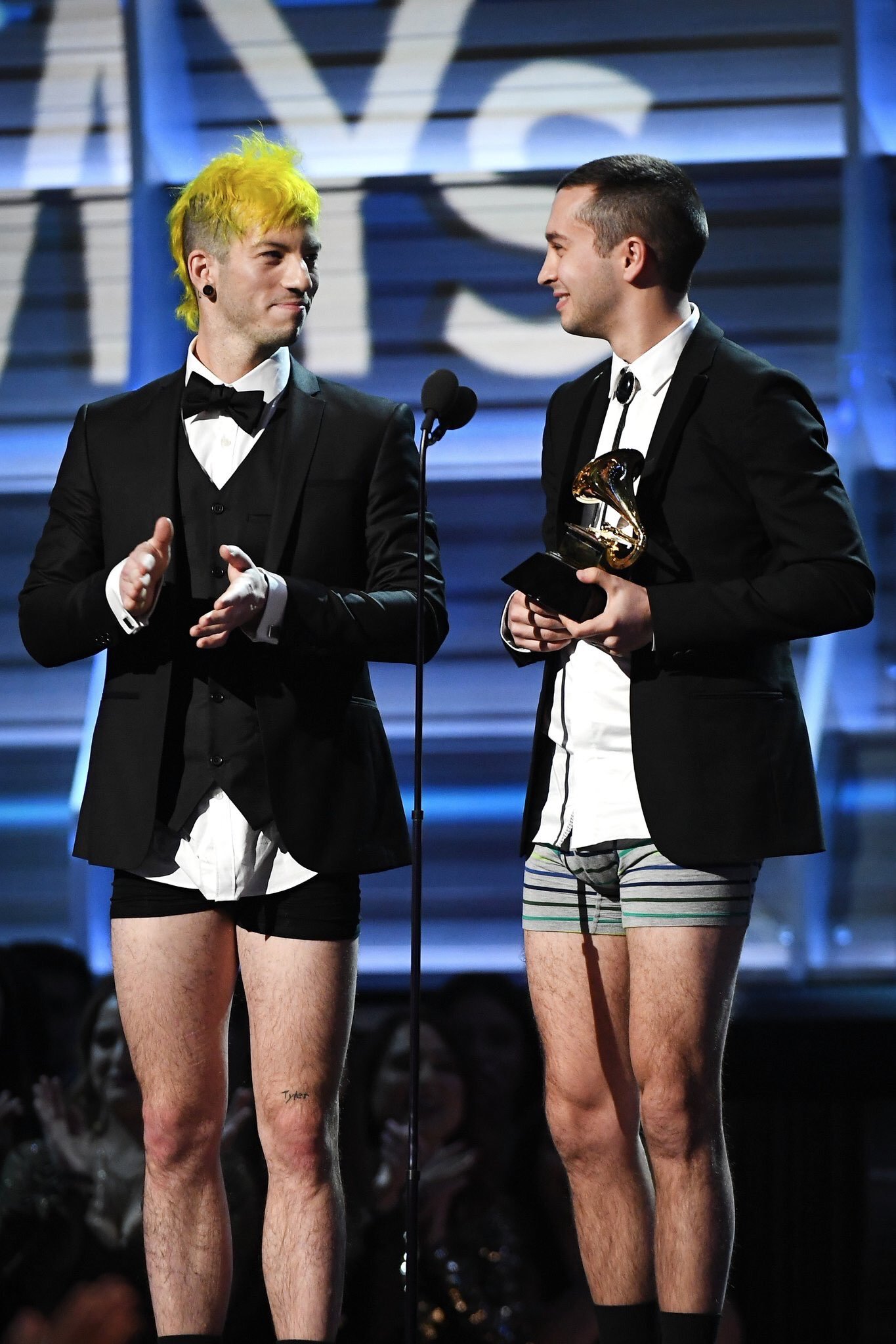 La Curiosa Celebración de Twenty One Pilots al Recoger su Premio Grammy