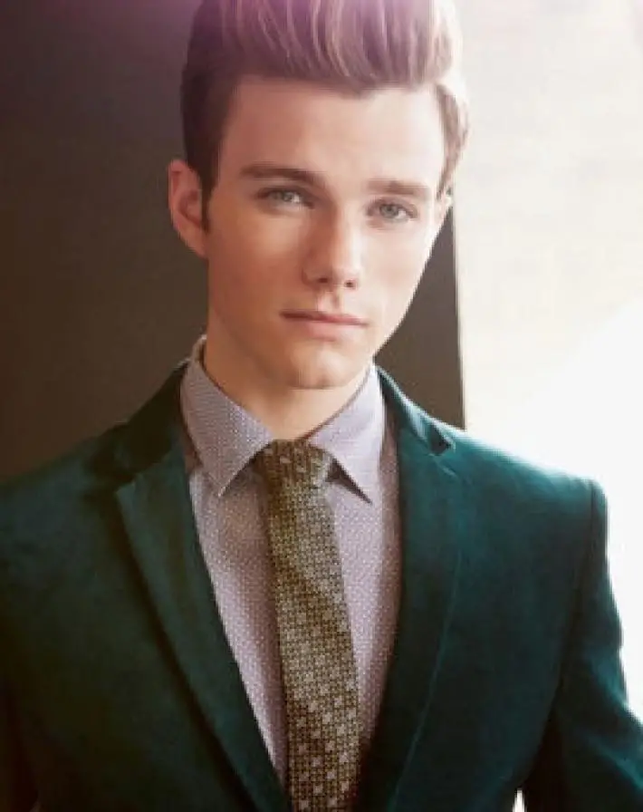 Chris Colfer (Glee), Inmerso en un Nuevo y Diferente Proyecto