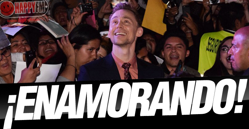 Tom Hiddleston, Emocionado, Conquista México al Ritmo de Cielito Lindo (Vídeo)