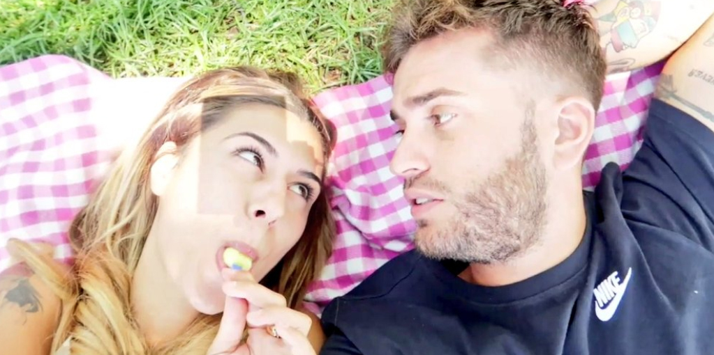 Bea y Rodri (GH17) Visitan Cámbiame para dar una Preciosa Sorpresa