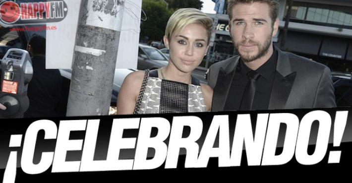 Miley Cyrus Celebra el Día Internacional del Beso con una Foto Junto a Liam Hemsworth