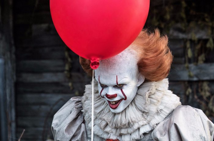 ‘It’: Bill Skarsgård compara su actuación como Pennywise con la de Heath Ledger como el Joker