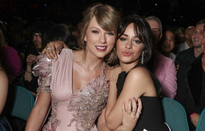 Camila Cabello explica cómo le ayudó Taylor Swift a superar la separación de Fifth Harmony