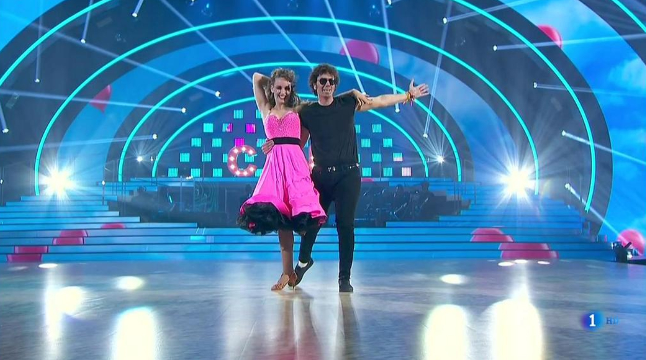 ‘Bailando con las estrellas’: El Hombre de Negro no convence con Grease y es el nuevo expulsado