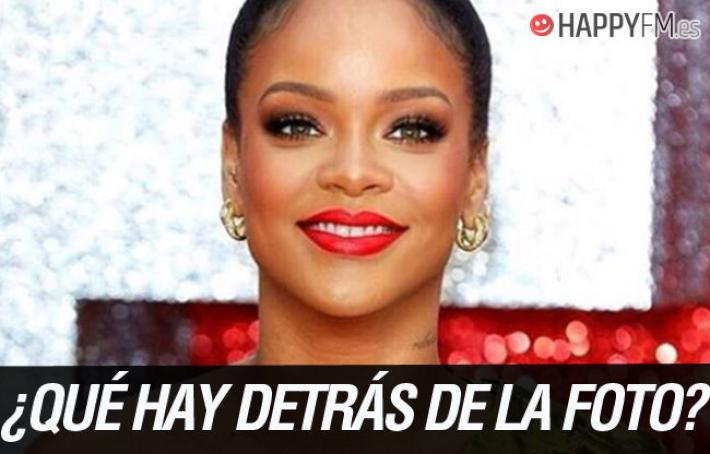 Rihanna comparte la que podría ser la foto más importante de su vida