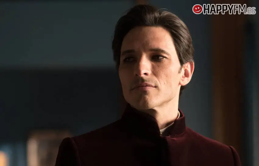 Andrés Velencoso es «el malo malísimo» en la segunda temporada de ‘Velvet Colección’