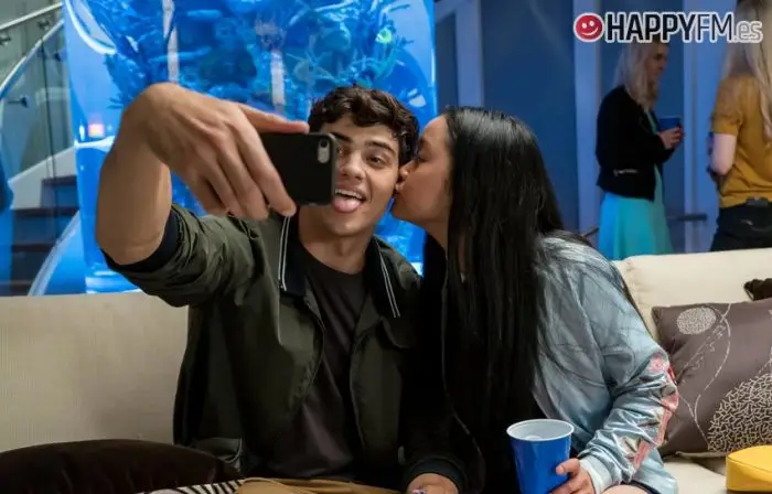 Lana Condor y Noah Centineo confiesan qué futuro desean para Lara Jean y Peter