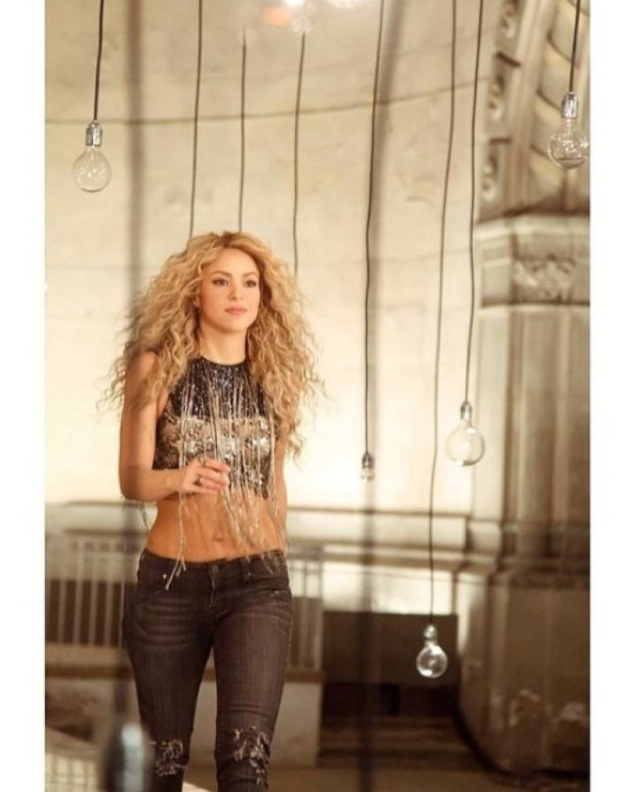 El Cambio Físico de Shakira: Antes y Después - Happyfm