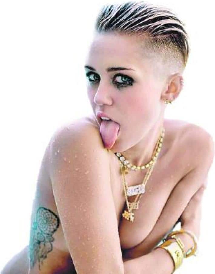 Los Mil y Un Topless de Miley Cyrus