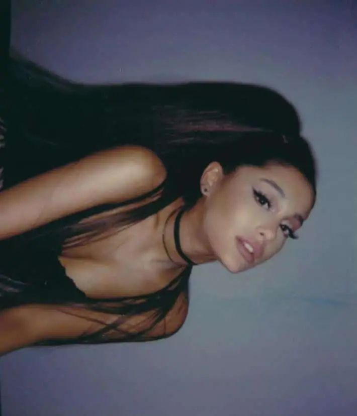 Ariana Grande salud