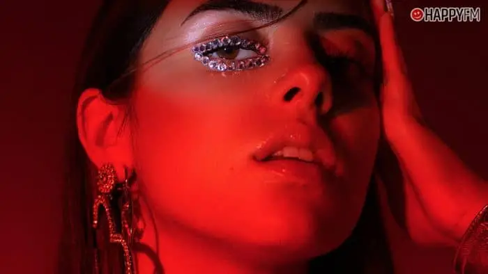 ‘Sal de mi cabeza’, de Paula Cendejas: letra y vídeo