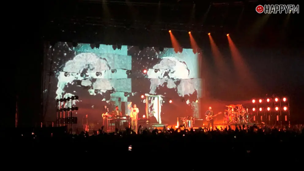 Bastille emociona al público de Madrid con hits, colores, baile y declaraciones contrarias al Brexit