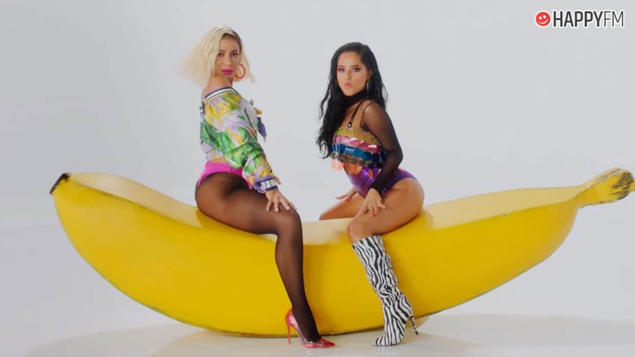 ‘Banana’, de Anitta y Becky G: letra (en español) y vídeo loading=