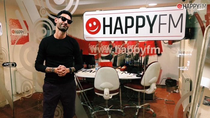 Álex Guerrero presenta en Happy FM su nueva canción ‘Loving Free’