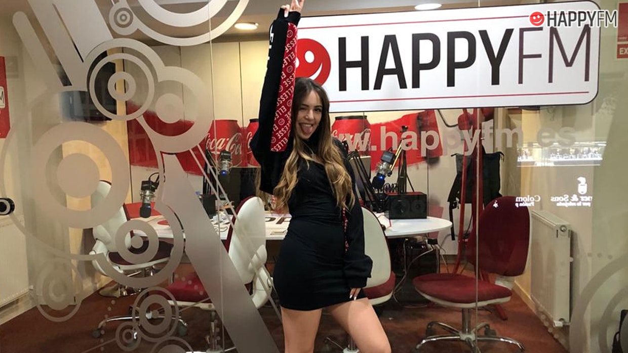 Ana Mena en Happy FM: “Todavía no soy consciente del éxito que he tenido en Italia”