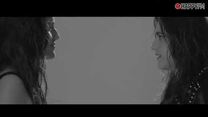 ‘Entre otros cien’, de Marta Soto y Julia Medina: letra y vídeo