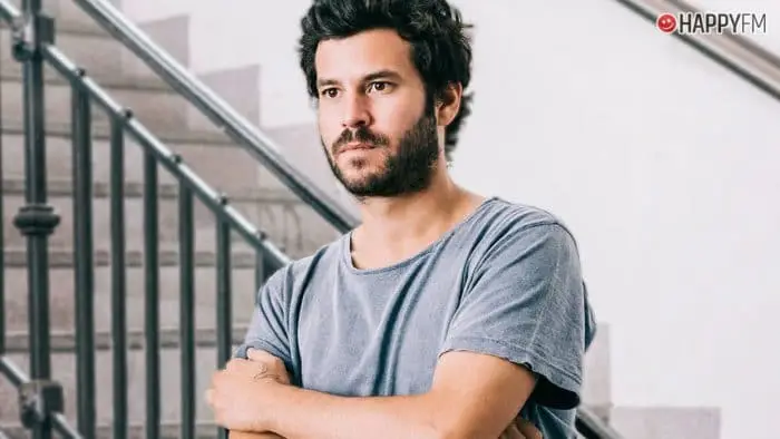 Willy Bárcenas: Cinco curiosidades del cantante de Taburete que desconocías