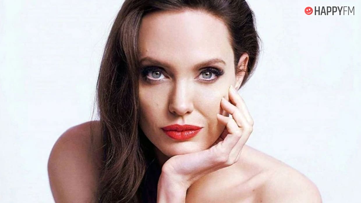 Angelina Jolie, Jennifer Lawrence y 10 famosos más que no tienen Instagram
