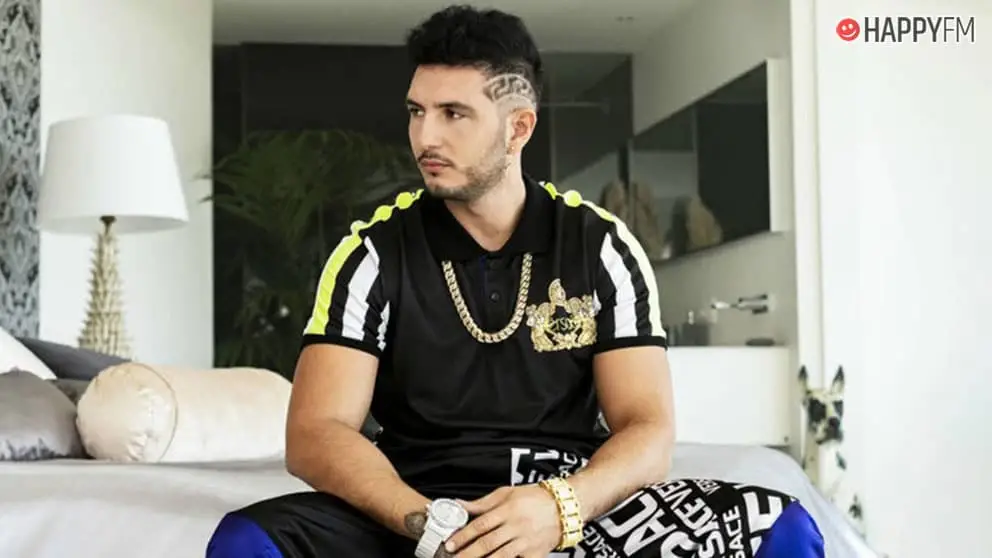 5 frases de Omar Montes en Twitter con las que nos ha camelado