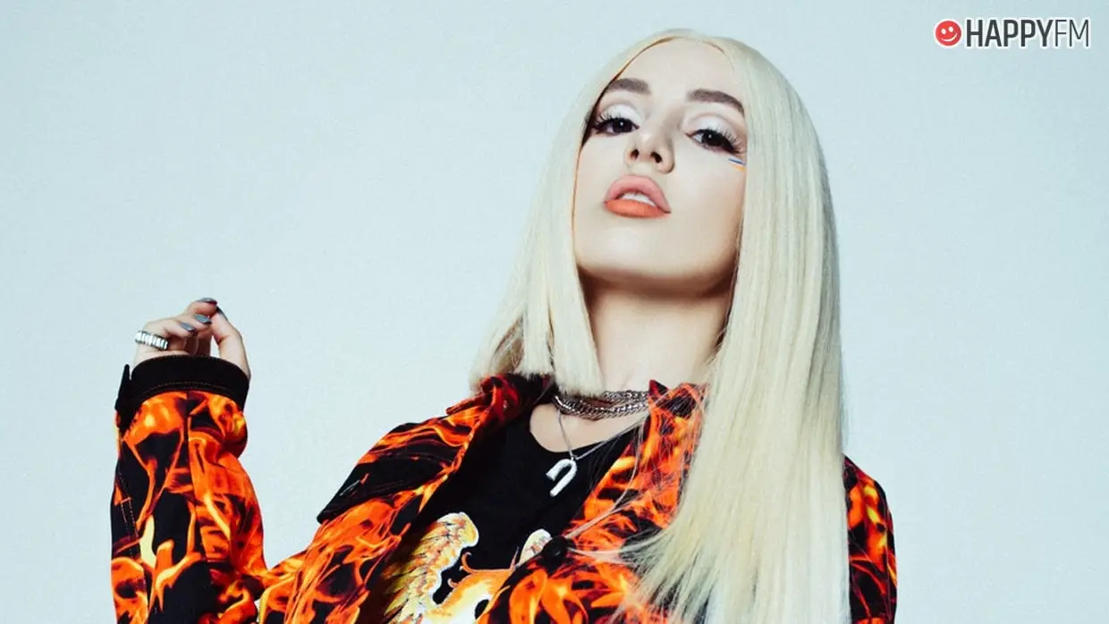 ‘On somebody’, de Ava Max: letra (en español) y vídeo
