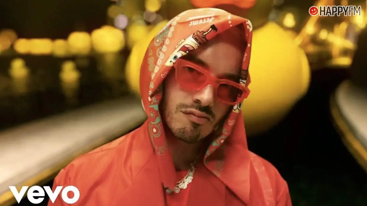 ‘Amarillo’, de J Balvin: letra y vídeo