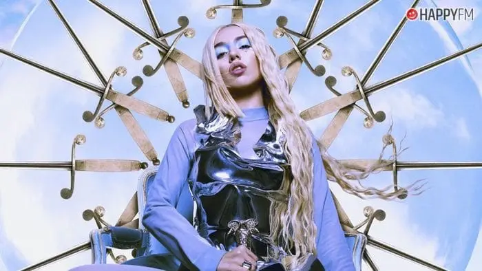 ‘Kings & Queens’, de Ava Max: letra (en español) y vídeo