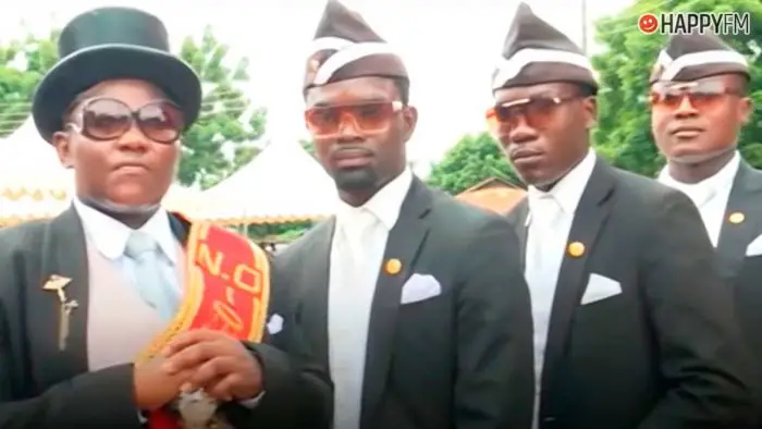 La canción del baile del ataúd llega hasta el número 1 de La lista de Happy FM 27/04/2020