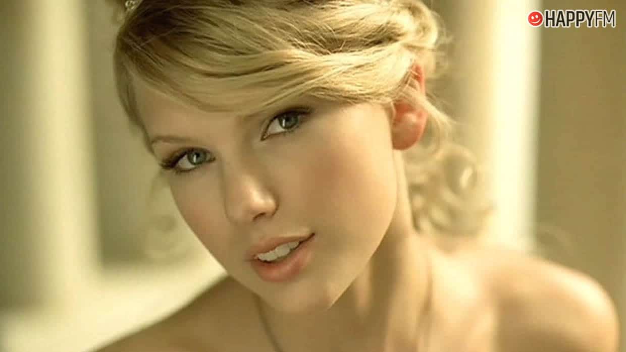 ‘Love Story’ de Taylor Swift: letra (en español) y vídeo