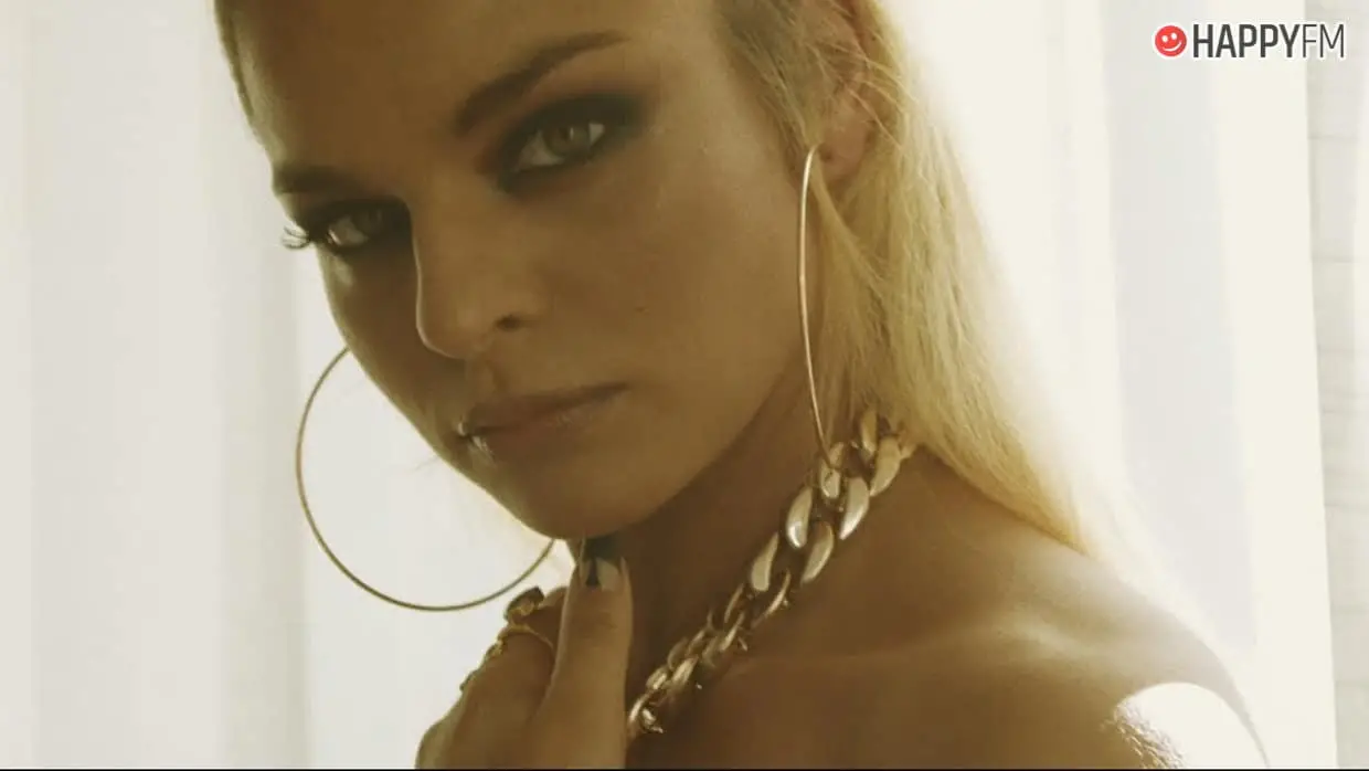 ‘Reza’, de Tatiana Delalvz y Danny Romero: letra y vídeo