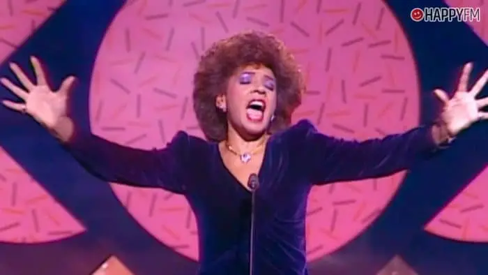 ‘I am what I am’, de Shirley Bassey: letra (en español) y vídeo